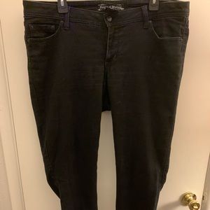 Black skinny jeans